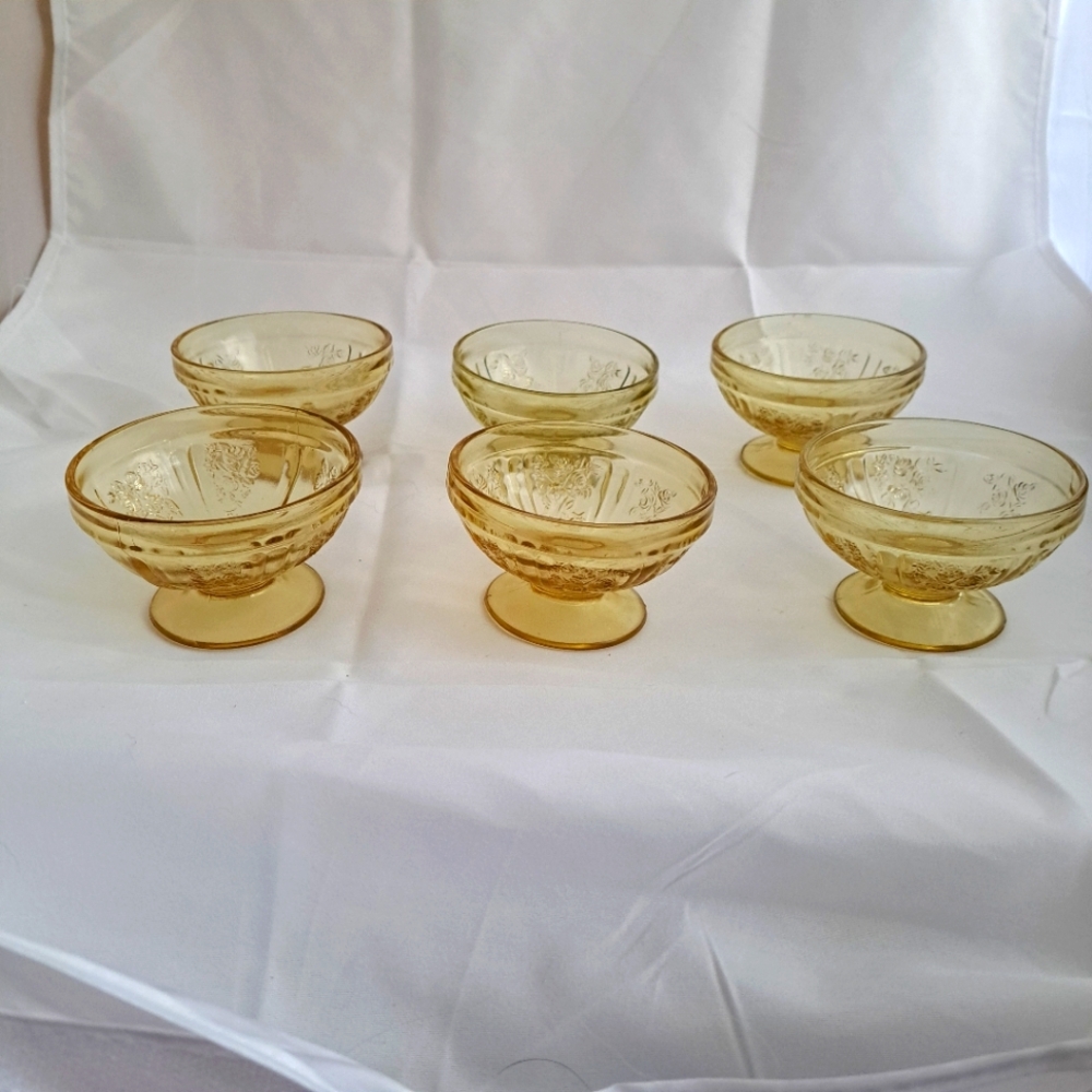 Vintage Federal Glass Sharon Cabbage Rose Sherbet Glasses